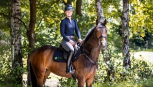 Julia Krajewski und ihr Pferd Nickel.